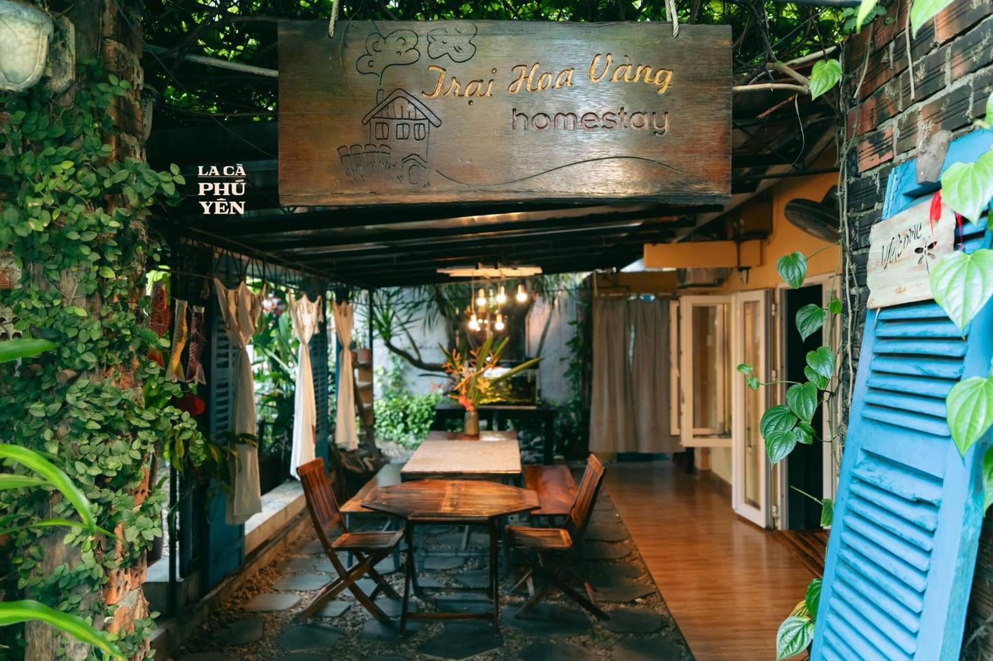 Yellow Farm Homestay Dong Tac Exterior photo
