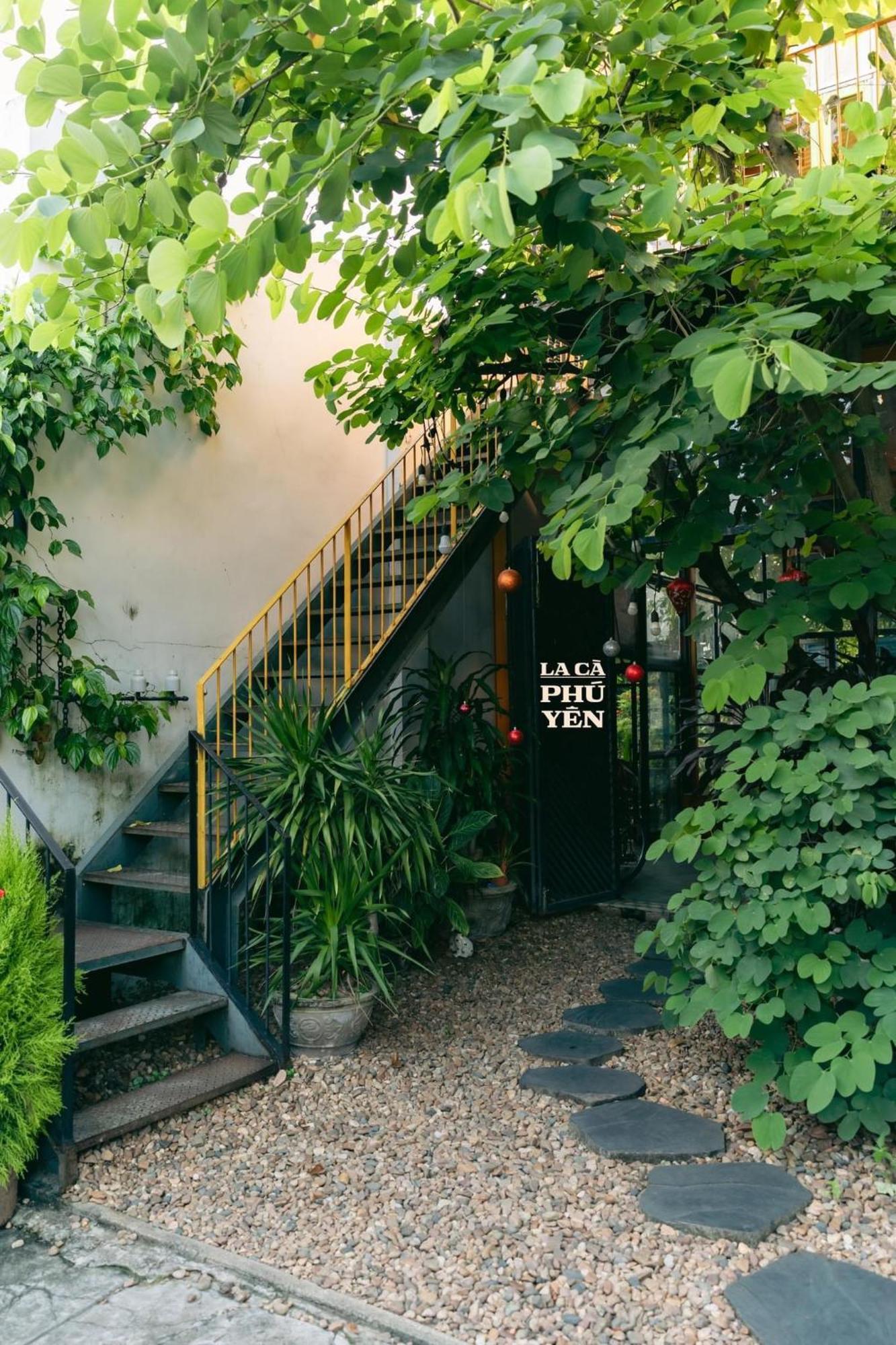 Yellow Farm Homestay Dong Tac Exterior photo